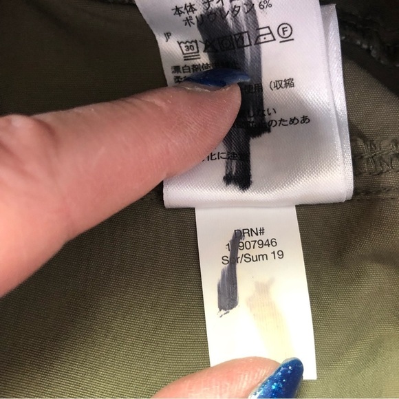 EDDIE Bauer Travex Army Green Cargo Shorts Size 30 - Picture 8 of 9